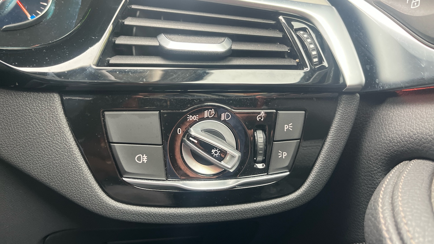 Used BMW 5 Series 2018 for sale - 76327799: Photo 22