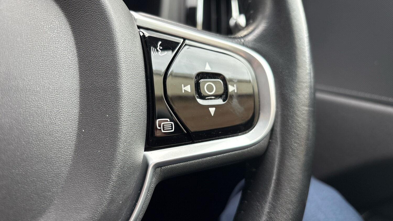 Used Volvo XC60 2018 for sale - 76539582: Photo 12