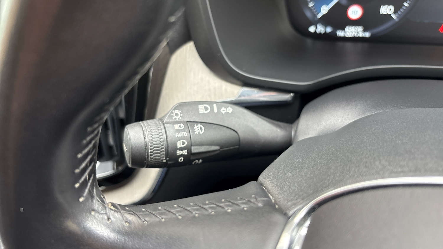 Used Volvo XC60 2018 for sale - 76539582: Photo 14