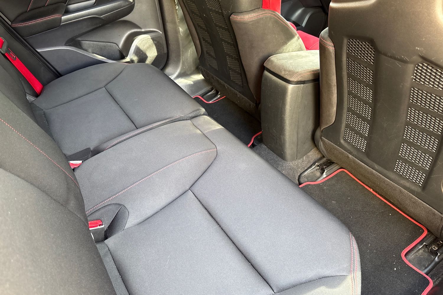 Used Honda Civic 2016 for sale - 77959293: Photo 27