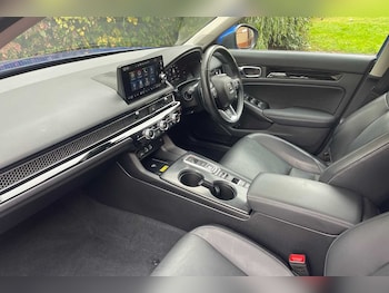 Used Honda Civic 2023 for sale - 76123861: Photo 2