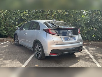 Used Honda Civic 2016 for sale - 75281309: Photo
