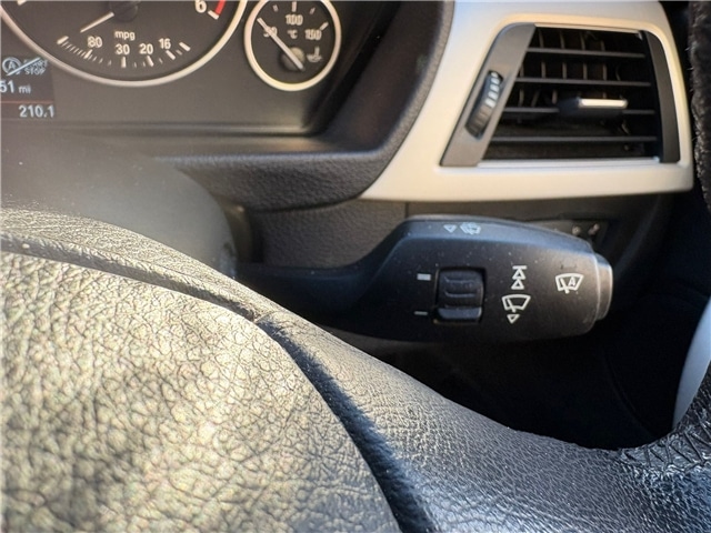 Used BMW 3 Series 2017 for sale - 76692773: Photo 15