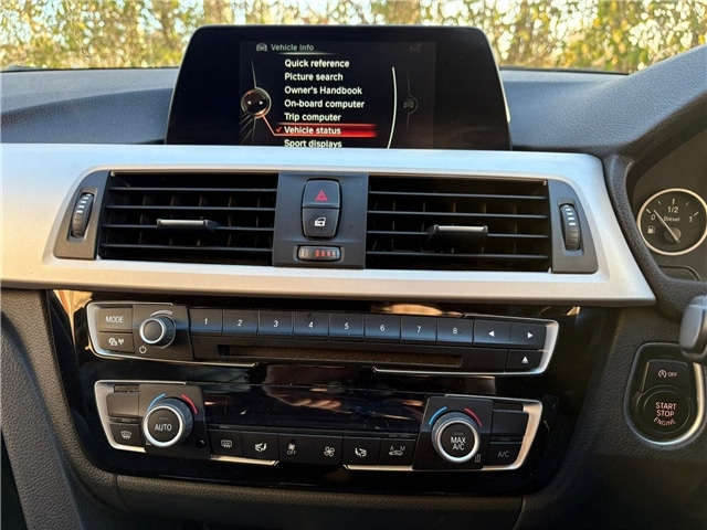 Used BMW 3 Series 2017 for sale - 76692773: Photo 27