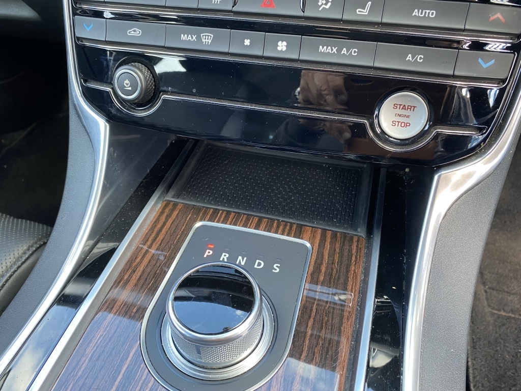 Used Jaguar XF 2015 for sale - 75836573: Photo 16