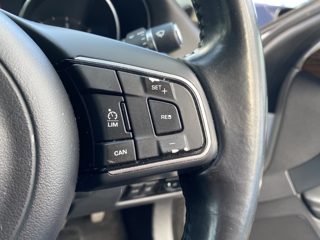 Used Jaguar XF 2015 for sale - 75836573: Photo 18