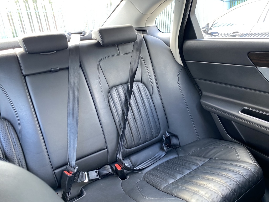 Used Jaguar XF 2015 for sale - 75836573: Photo 20