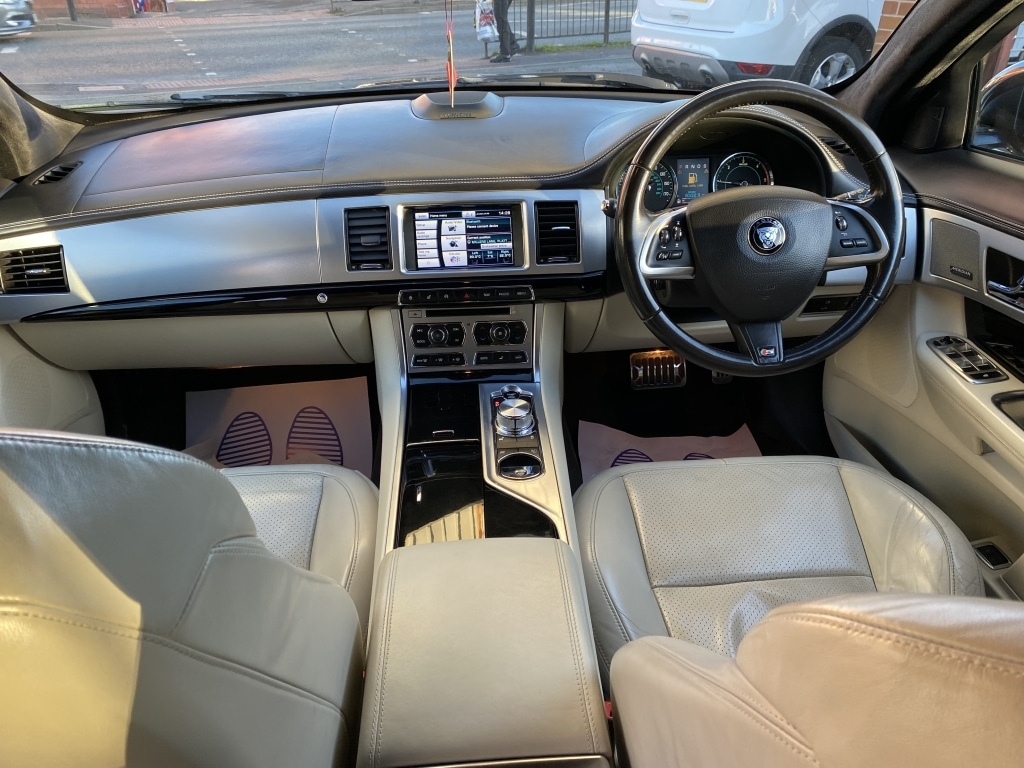 Used Jaguar XF 2014 for sale - 76492525: Photo 15