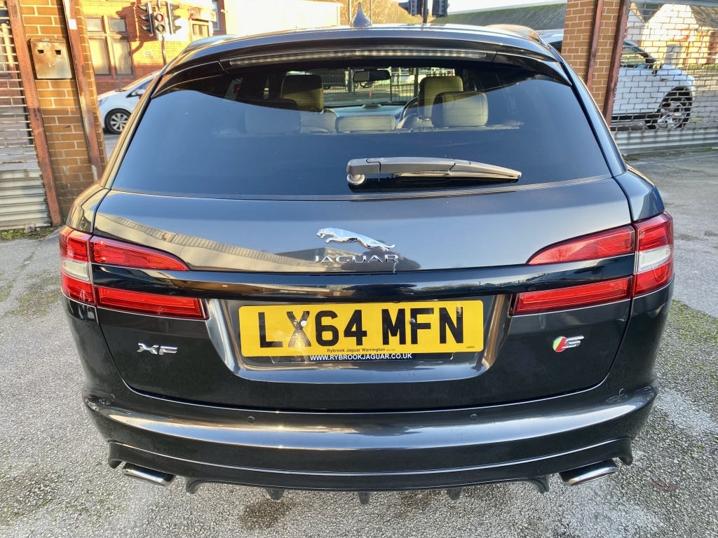 Used Jaguar XF 2014 for sale - 76492525: Photo 4