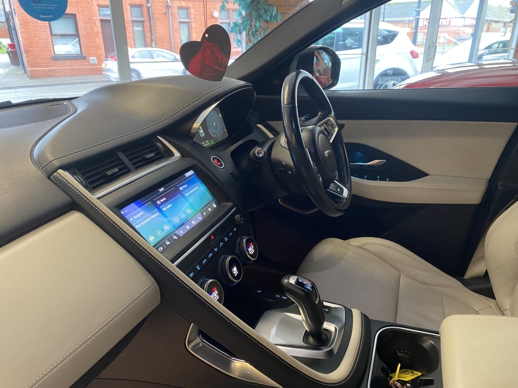 Used Jaguar E-Pace 2018 for sale - 76726083: Photo 11