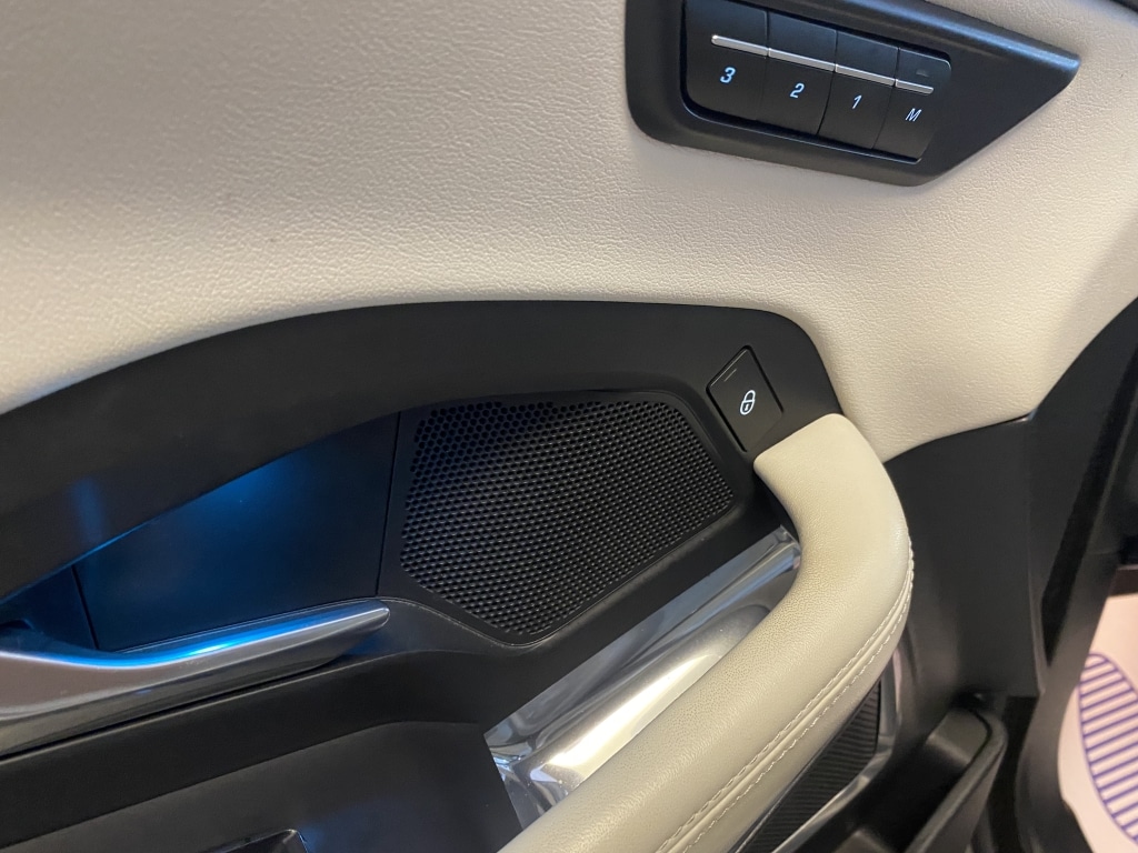 Used Jaguar E-Pace 2018 for sale - 76726083: Photo 12