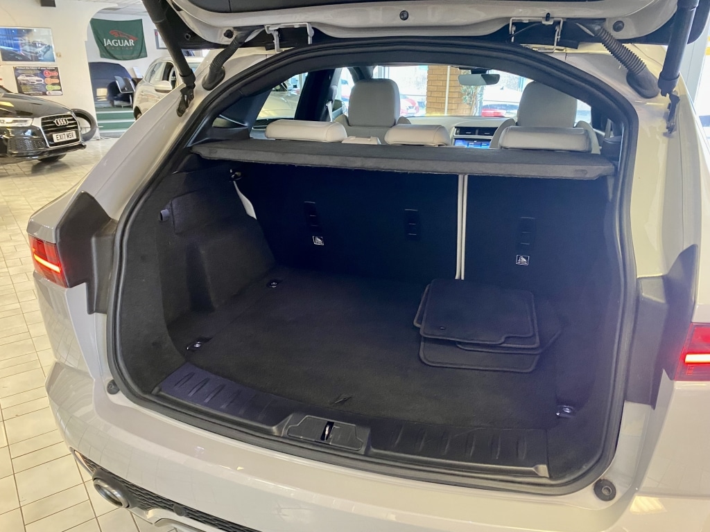 Used Jaguar E-Pace 2018 for sale - 76726083: Photo 17