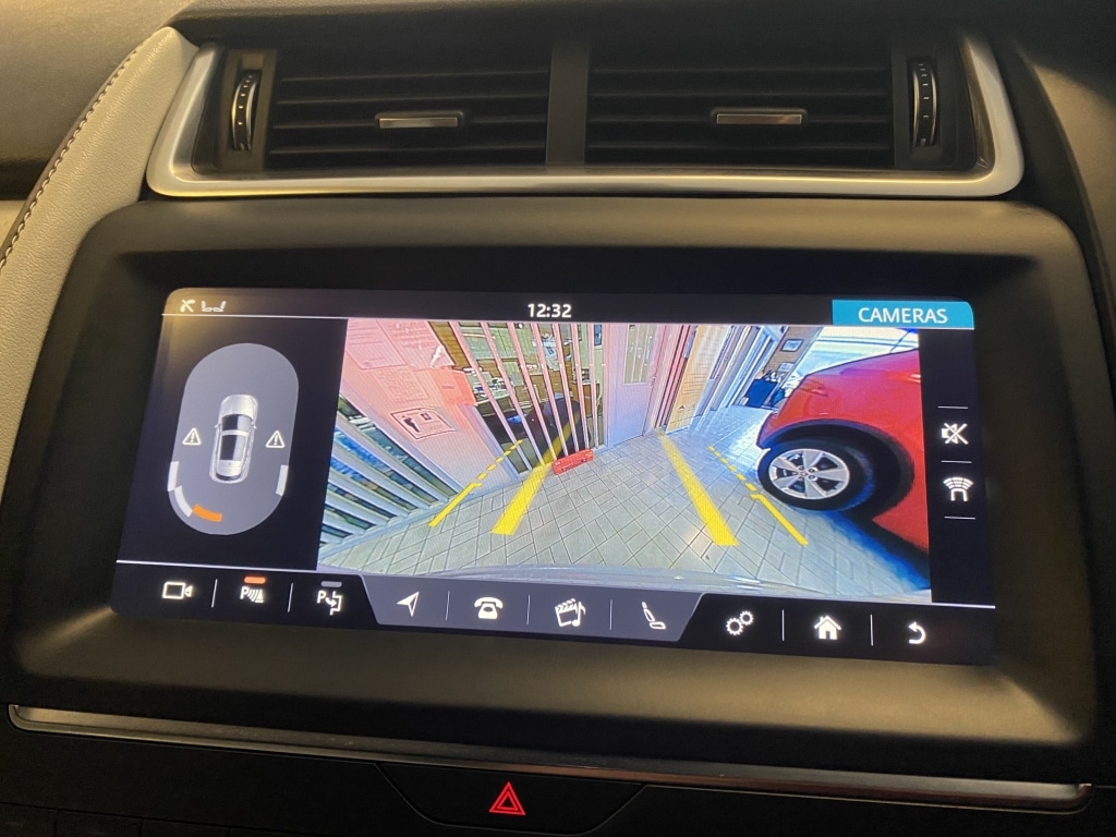 Used Jaguar E-Pace 2018 for sale - 76726083: Photo 31