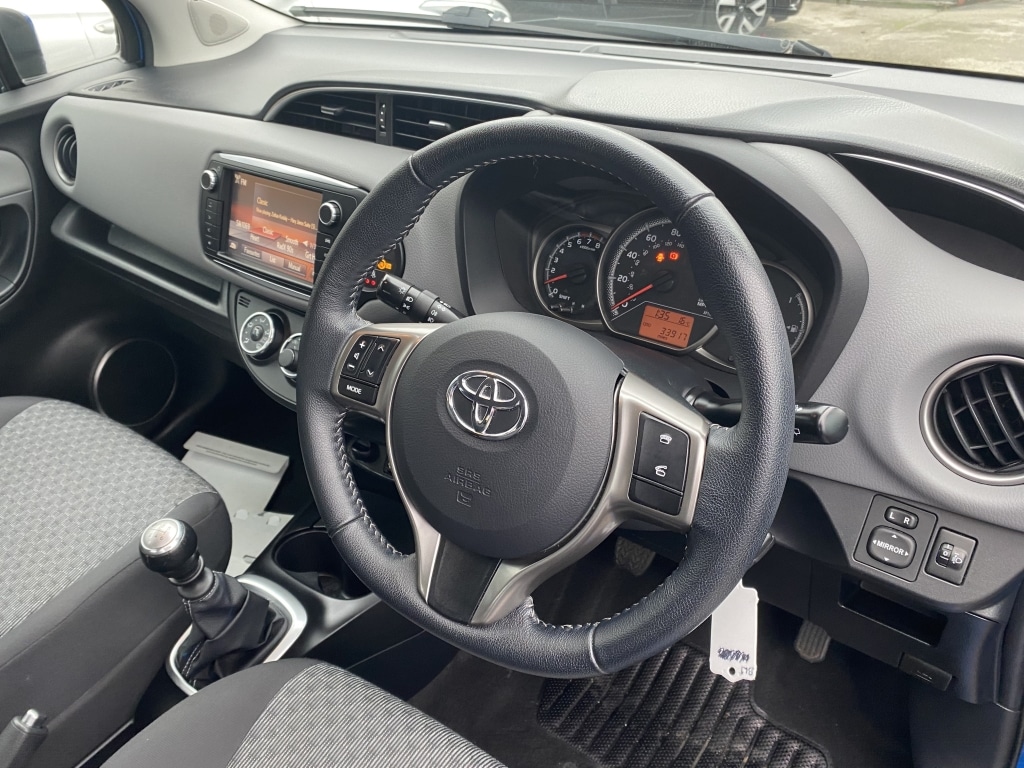 Used Toyota Yaris 2015 for sale - 76497658: Photo 13