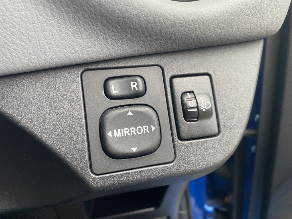 Used Toyota Yaris 2015 for sale - 76497658: Photo 14