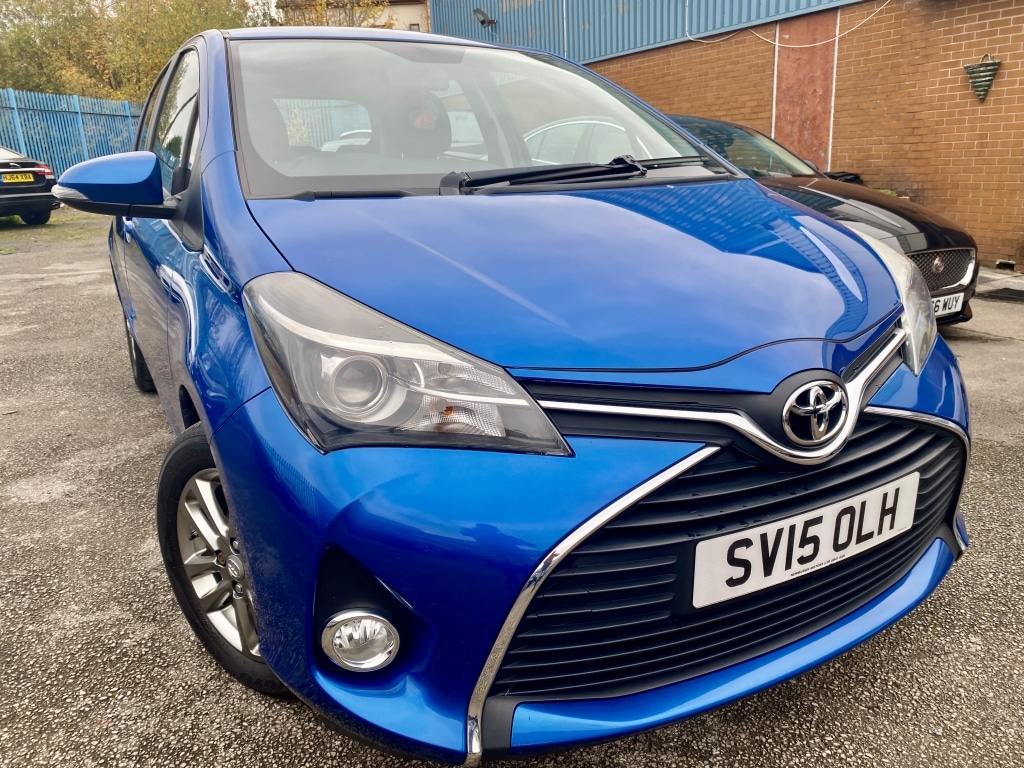 Used Toyota Yaris 2015 for sale - 76497658: Photo 2