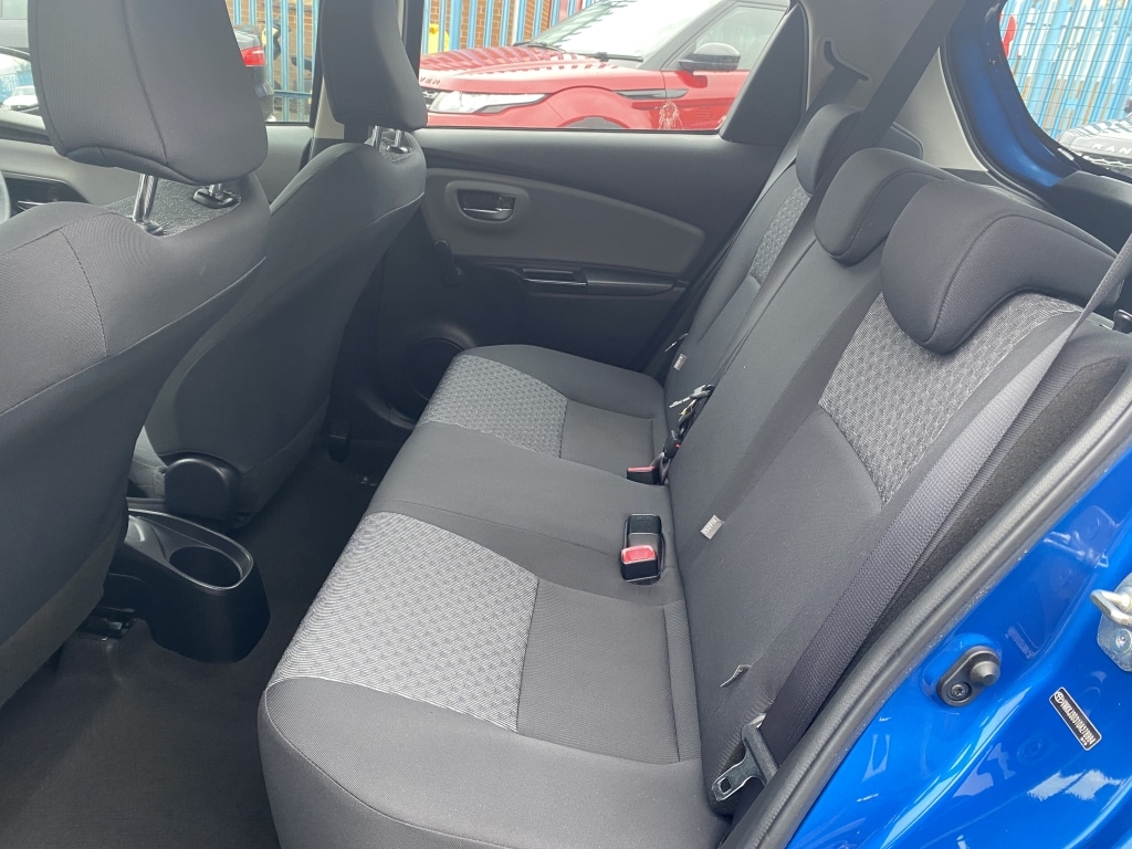 Used Toyota Yaris 2015 for sale - 76497658: Photo 9