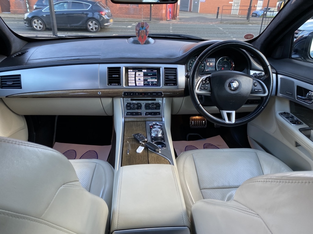 Used Jaguar XF 2014 for sale - 77055296: Photo 12