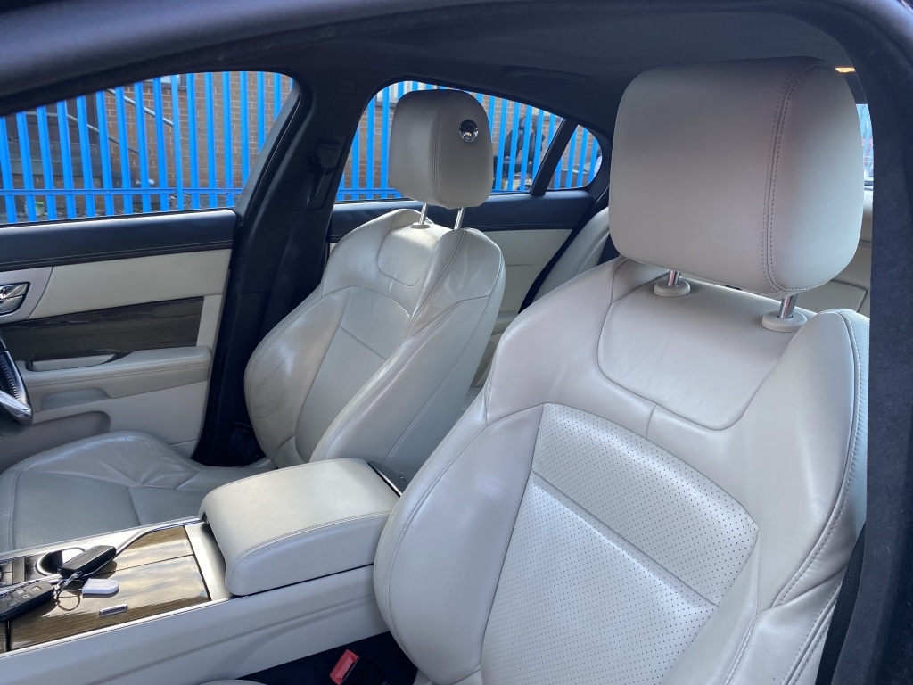 Used Jaguar XF 2014 for sale - 77055296: Photo 14