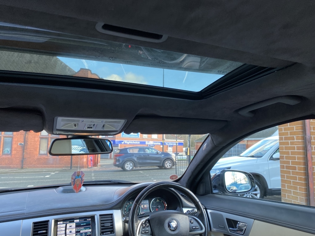 Used Jaguar XF 2014 for sale - 77055296: Photo 16