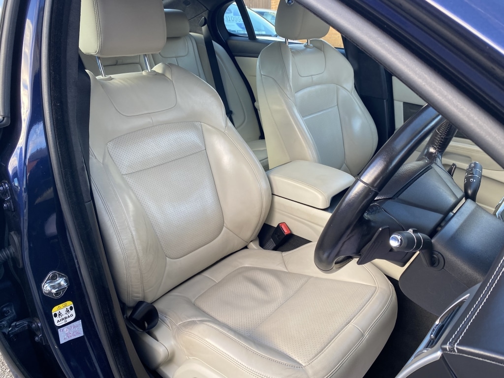 Used Jaguar XF 2014 for sale - 77055296: Photo 25