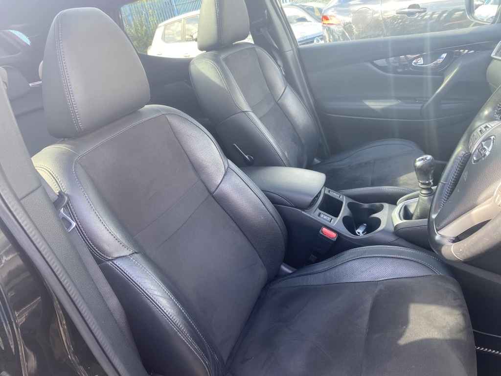 Used Nissan Qashqai 2017 for sale - 75058330: Photo 16