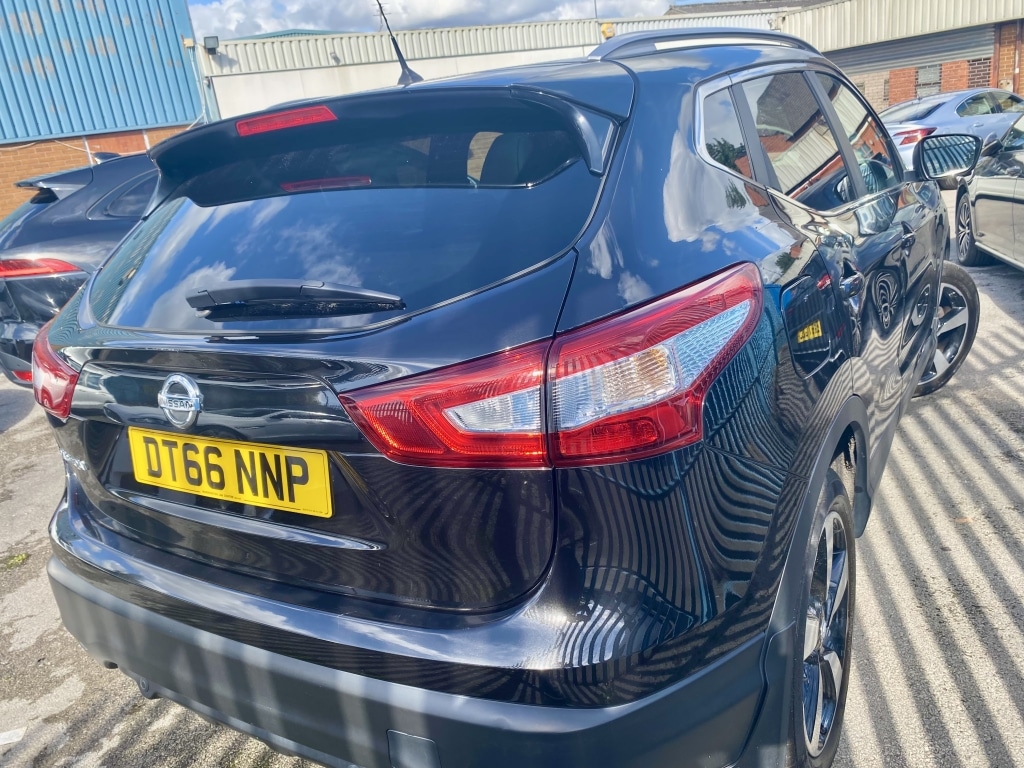 Used Nissan Qashqai 2017 for sale - 75058330: Photo 4