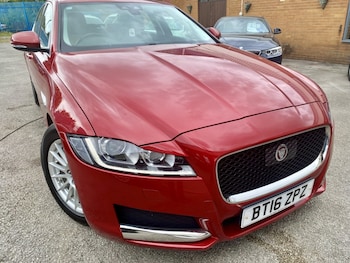Used Jaguar XF 2016 for sale - 79547934: Photo