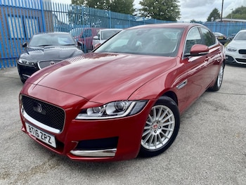 Used Jaguar XF 2016 for sale - 79547934: Photo