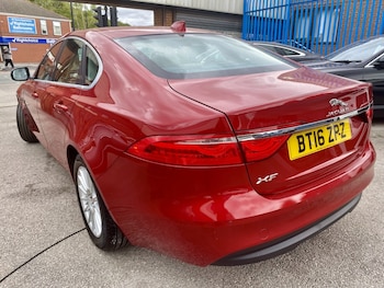 Used Jaguar XF 2016 for sale - 79547934: Photo