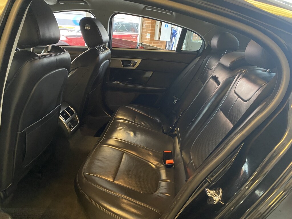 Used Jaguar XF 2014 for sale - 77453592: Photo 11