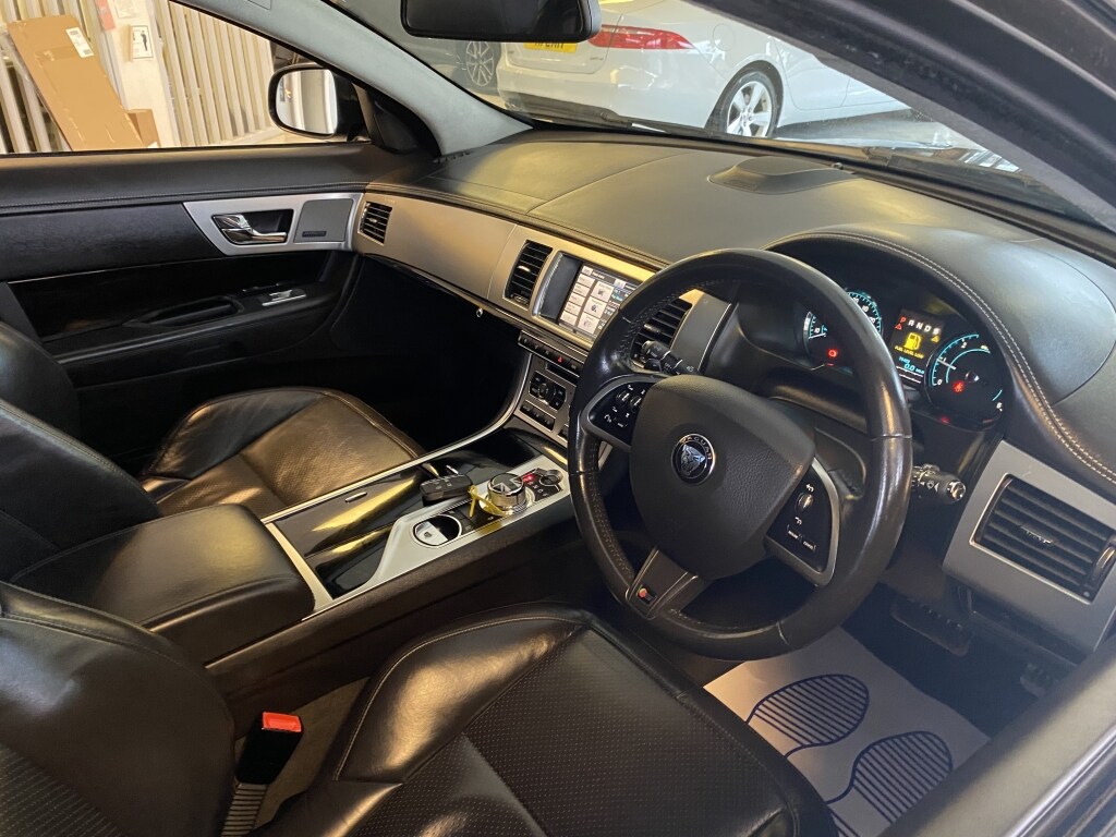 Used Jaguar XF 2014 for sale - 77453592: Photo 18