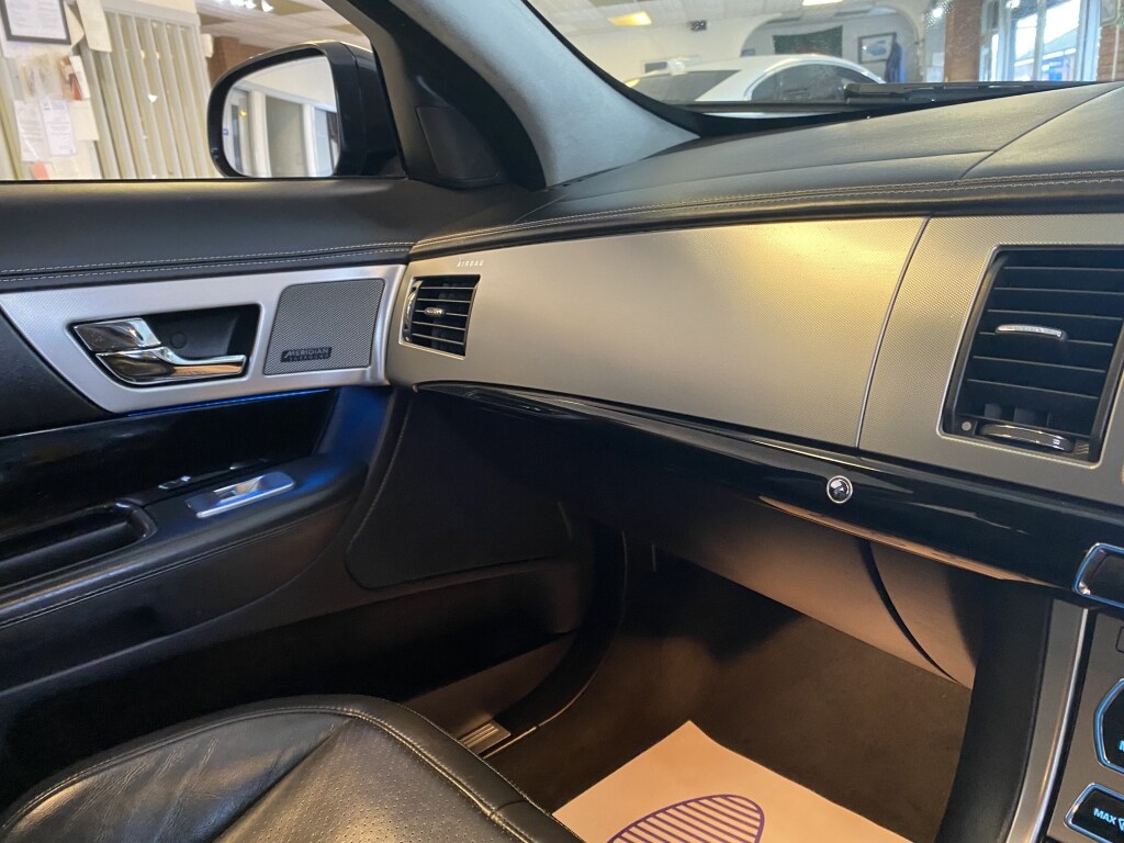 Used Jaguar XF 2014 for sale - 77453592: Photo 28