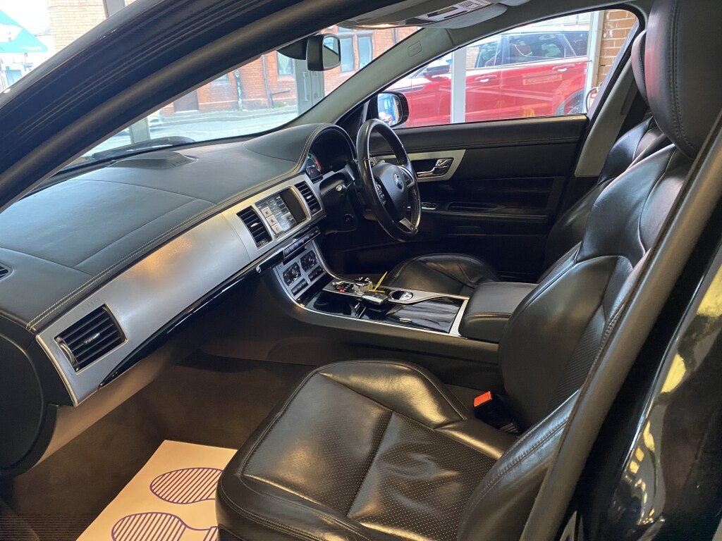 Used Jaguar XF 2014 for sale - 77453592: Photo 9