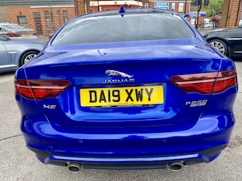 Used Jaguar XE 2019 for sale - 79547937: Photo