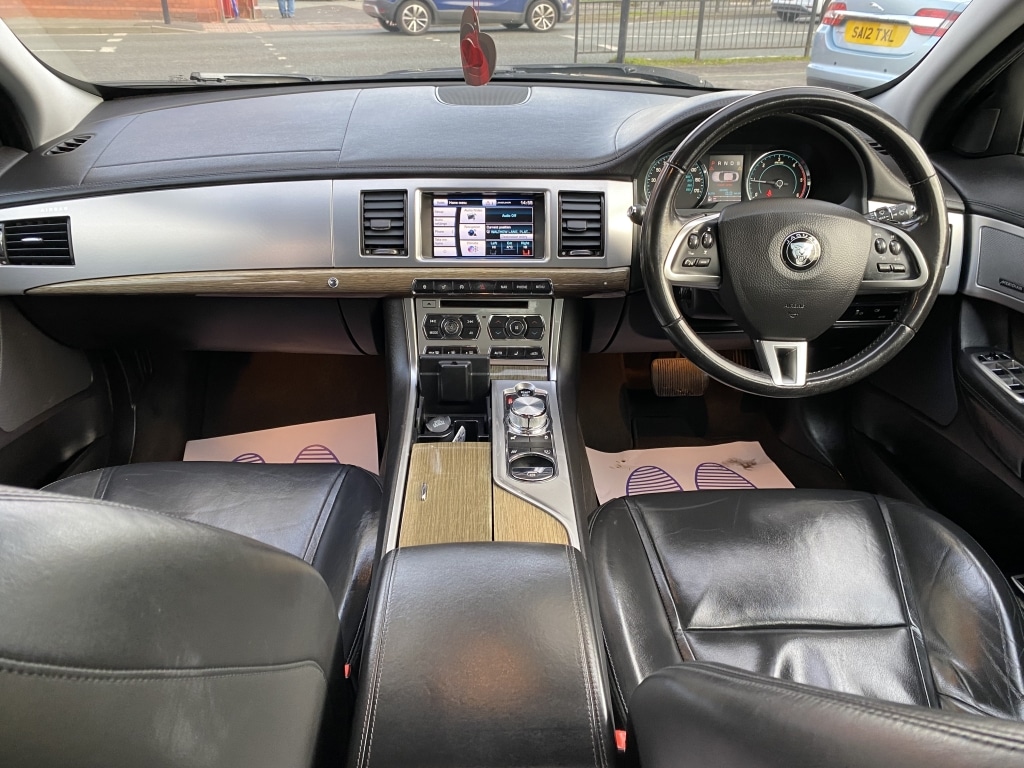 Used Jaguar XF 2014 for sale - 76656436: Photo 13