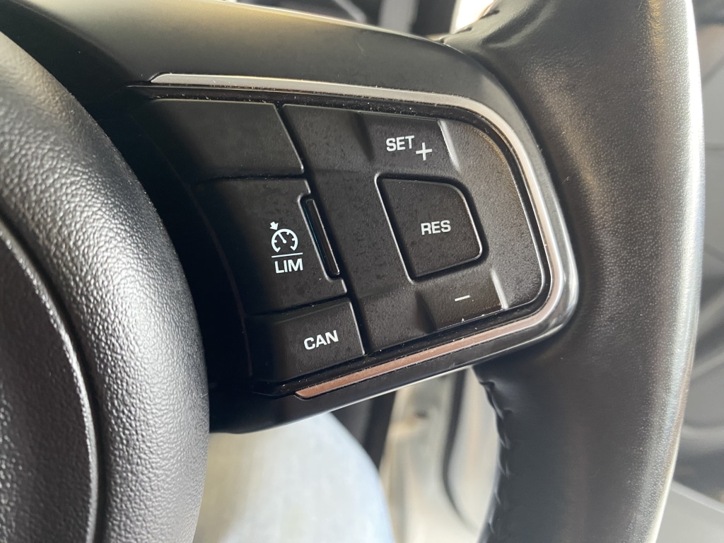 Used Jaguar E-Pace 2019 for sale - 77595649: Photo 23