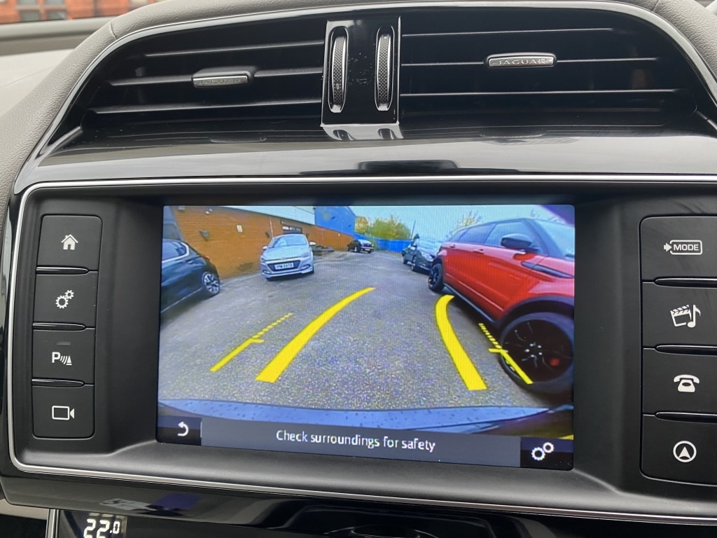 Used Jaguar XE 2016 for sale - 76375066: Photo 26