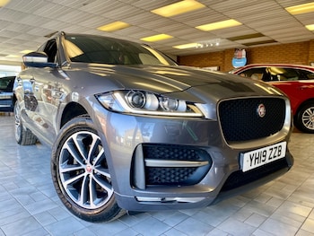 Used Jaguar F-Pace 2019 for sale - 77933653: Photo