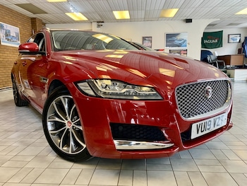 Used Jaguar XF 2019 for sale - 78489487: Photo
