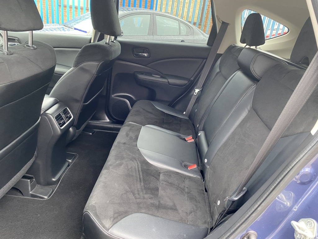 Used Honda CR-V 2018 for sale - 76000400: Photo 12