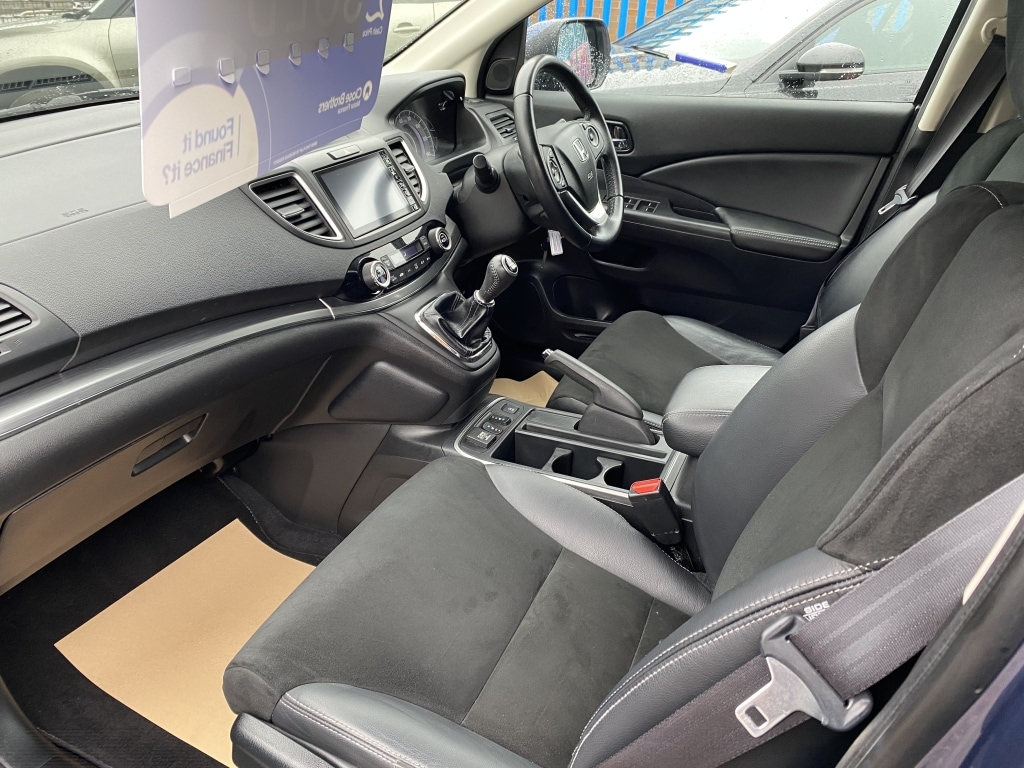 Used Honda CR-V 2018 for sale - 76000400: Photo 8