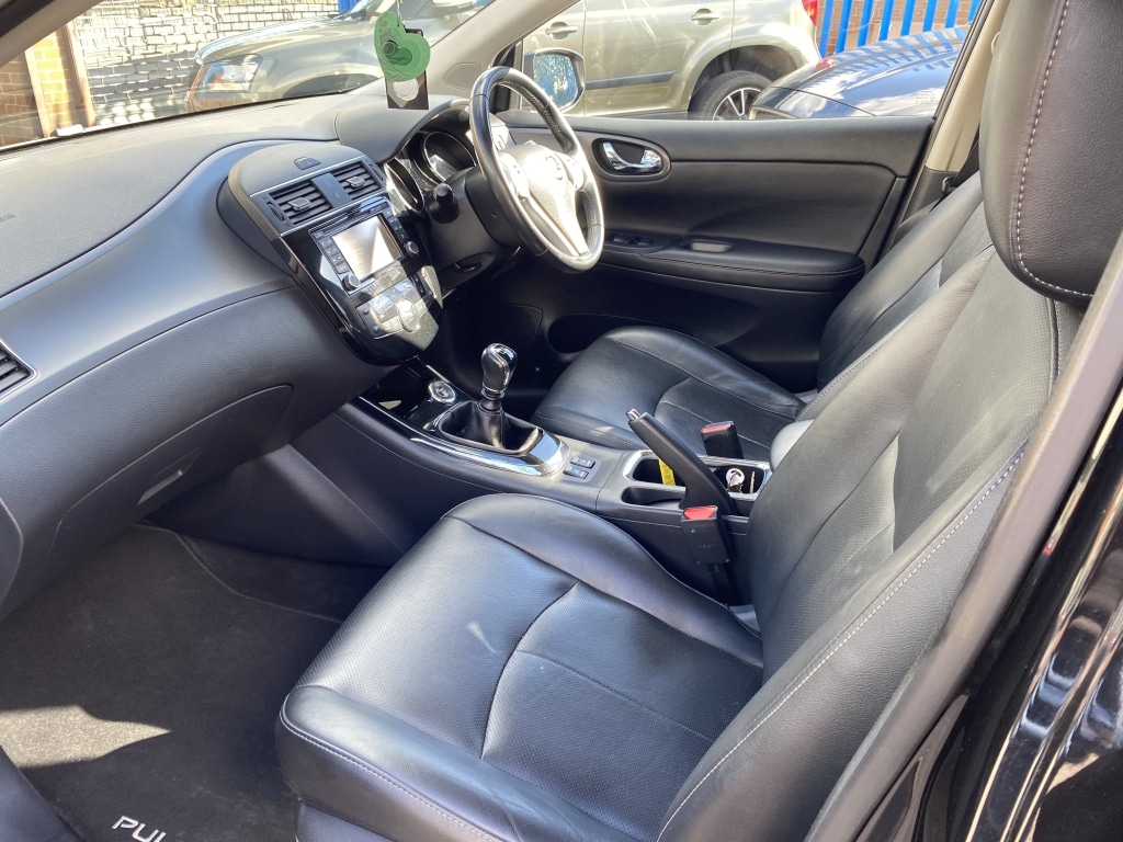 Used Nissan Pulsar 2017 for sale - 76017981: Photo 11