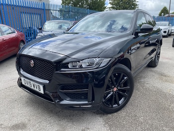 Used Jaguar F-Pace 2019 for sale - 78847937: Photo