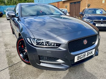 Used Jaguar XE 2018 for sale - 79606694: Photo