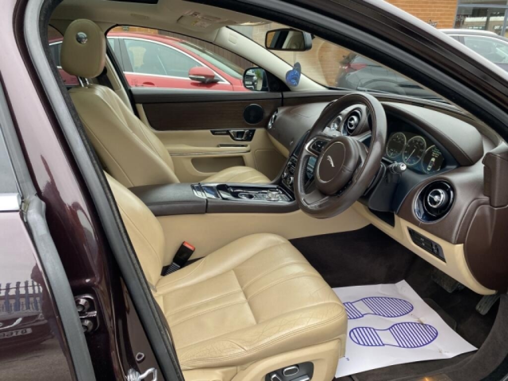 Used Jaguar XJ 2014 for sale - 76258051: Photo 18
