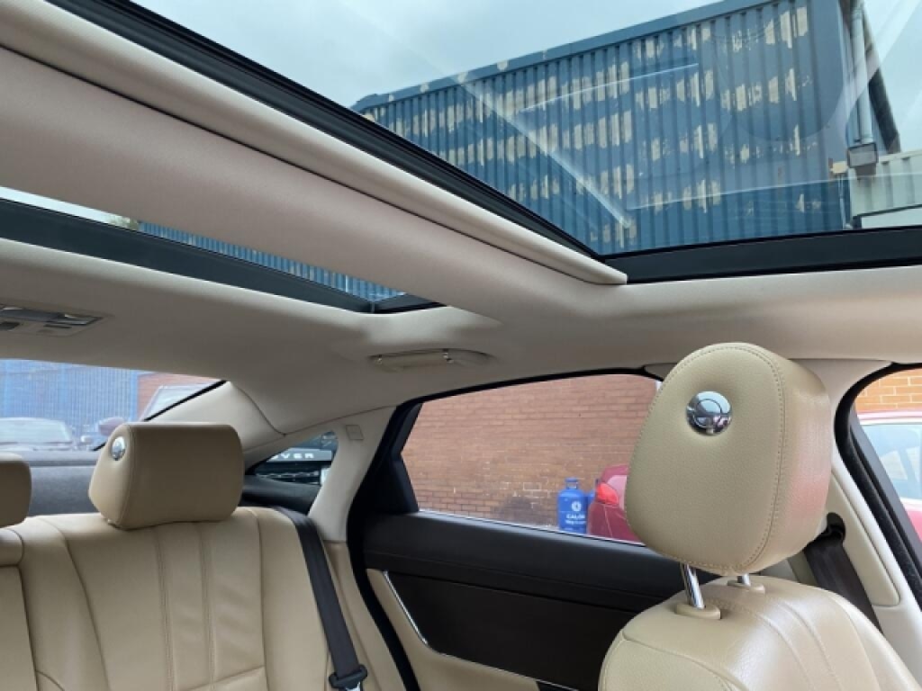 Used Jaguar XJ 2014 for sale - 76258051: Photo 26