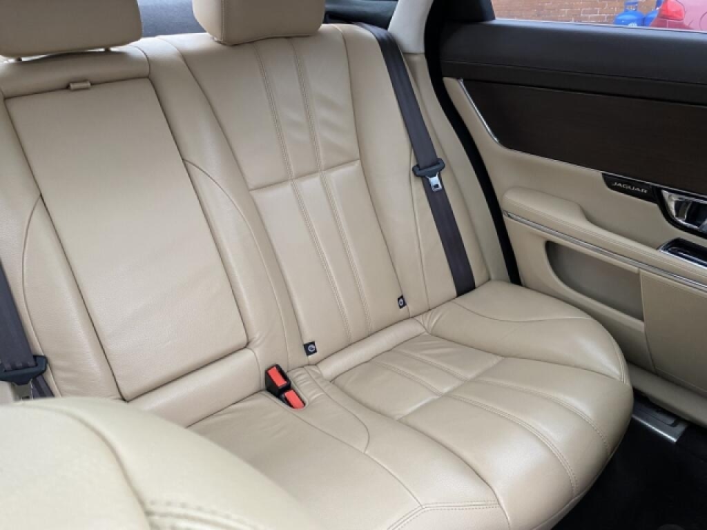 Used Jaguar XJ 2014 for sale - 76258051: Photo 27