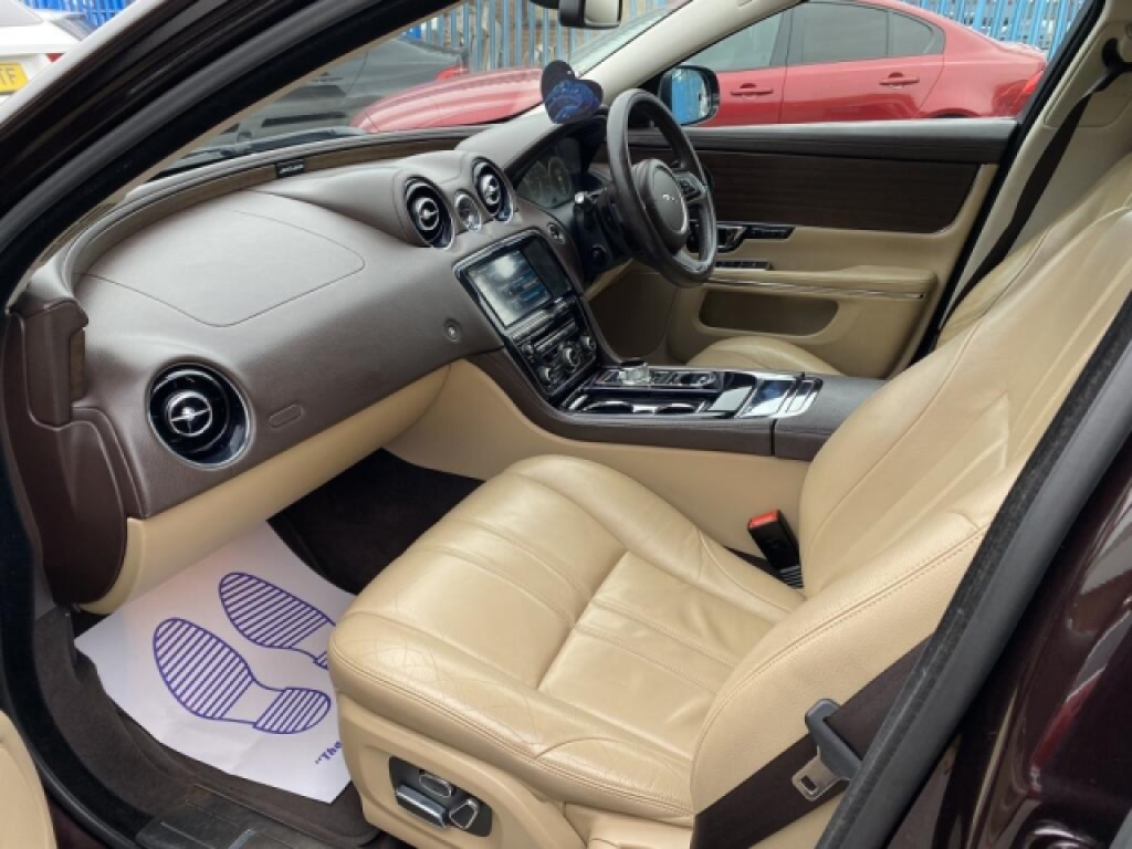 Used Jaguar XJ 2014 for sale - 76258051: Photo 8
