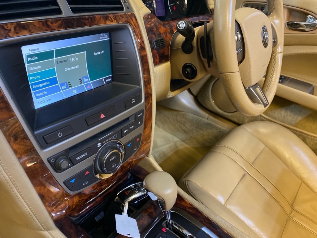 Used Jaguar XK 2006 for sale - 76258054: Photo 9